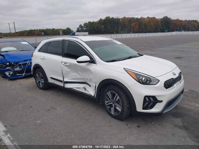 KNDCB3LC2L5382893 Kia Niro LXS