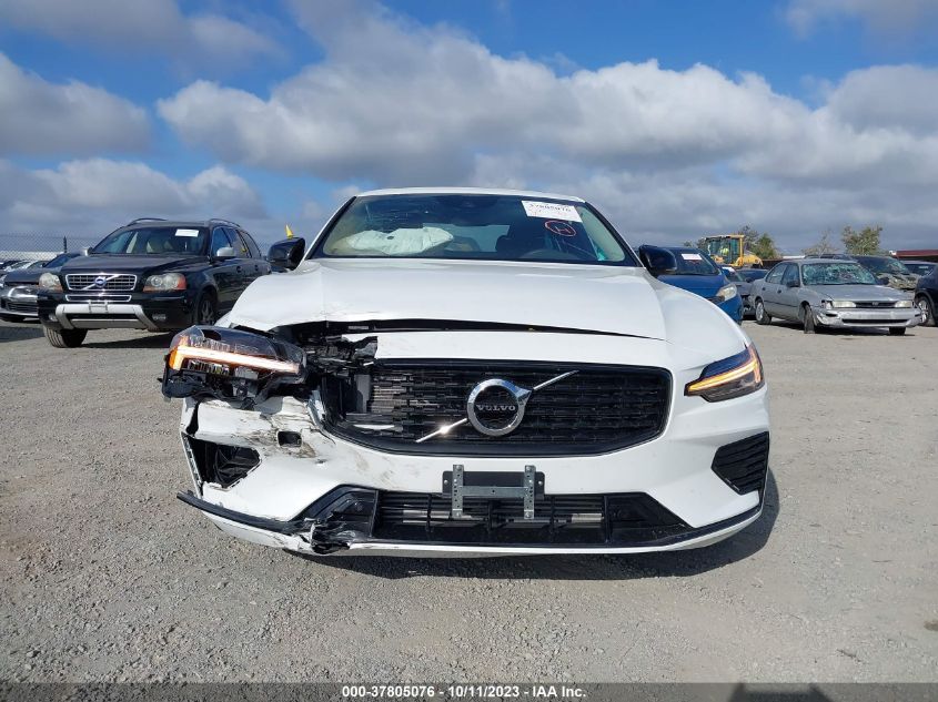 2022 VOLVO S60 RECHARGE PLUG-IN HYBRID T8 R-DESIGN EXPRESSION - 7JRBR0FZXNG179202
