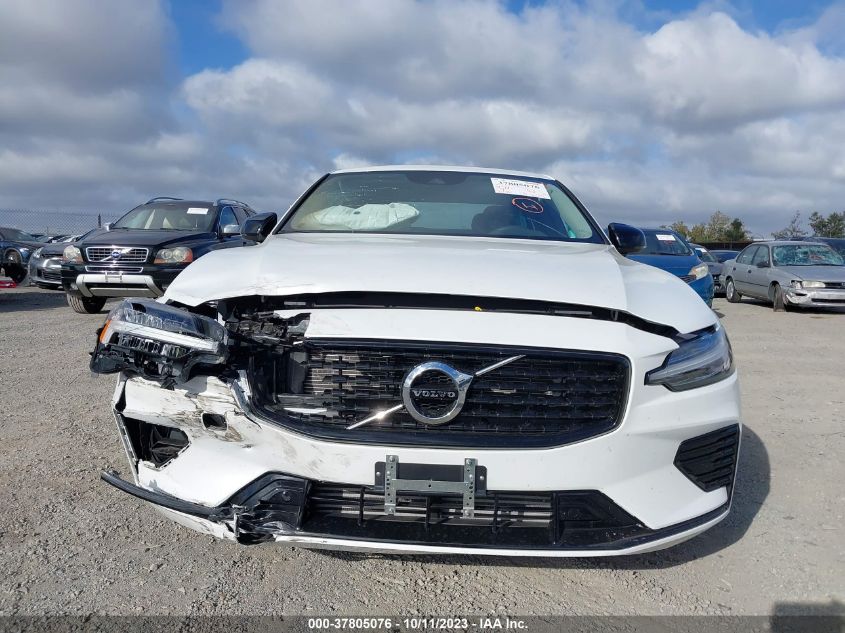 2022 VOLVO S60 RECHARGE PLUG-IN HYBRID T8 R-DESIGN EXPRESSION - 7JRBR0FZXNG179202
