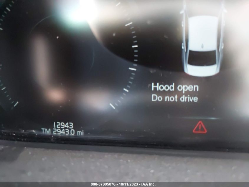 2022 VOLVO S60 RECHARGE PLUG-IN HYBRID T8 R-DESIGN EXPRESSION - 7JRBR0FZXNG179202