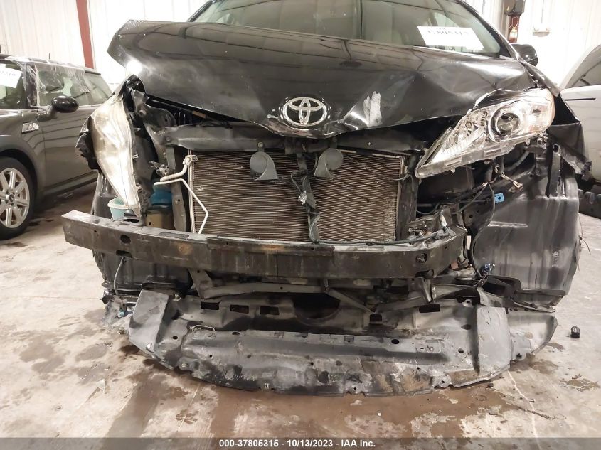 2014 TOYOTA SIENNA XLE/XLE AAS/LTD - 5TDYK3DC4ES507684