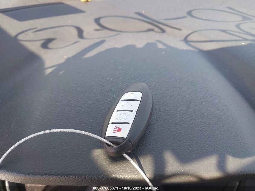 2014 NISSAN ROGUE SV - 5N1AT2MT0EC851969