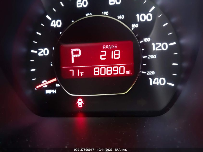 2015 KIA SOUL + - KNDJP3A50F7186070