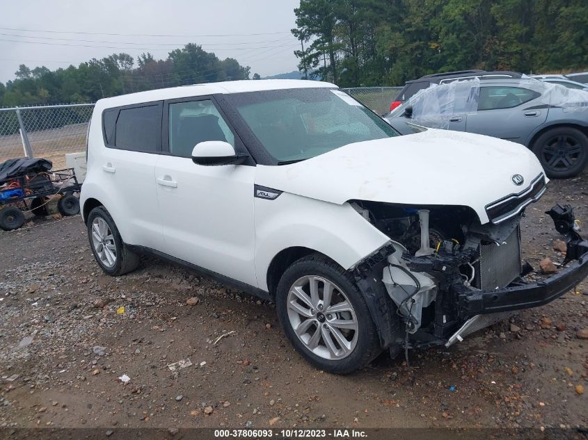 2018 KIA SOUL + - KNDJP3A56J7589267