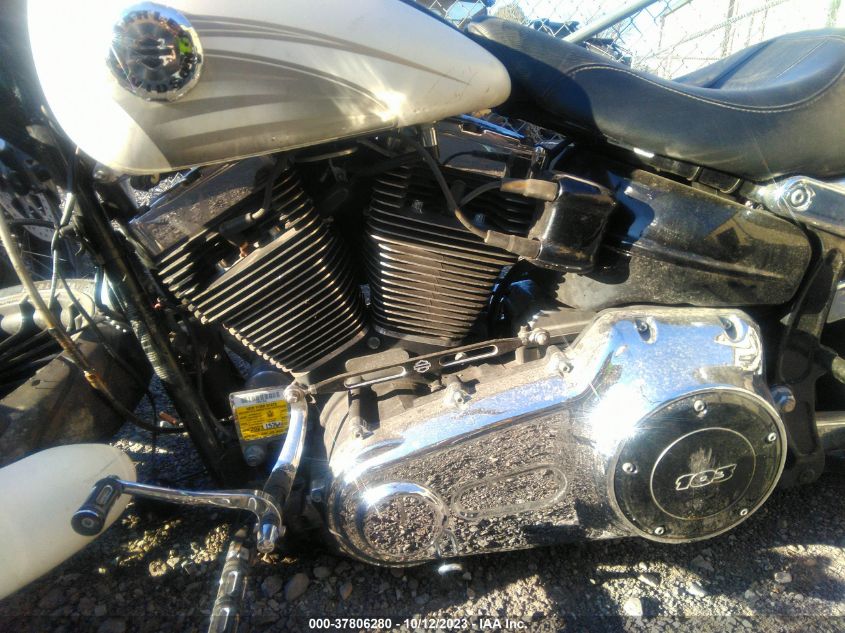2017 HARLEY-DAVIDSON FXSB BREAKOUT 1HD1BFV17HB012325
