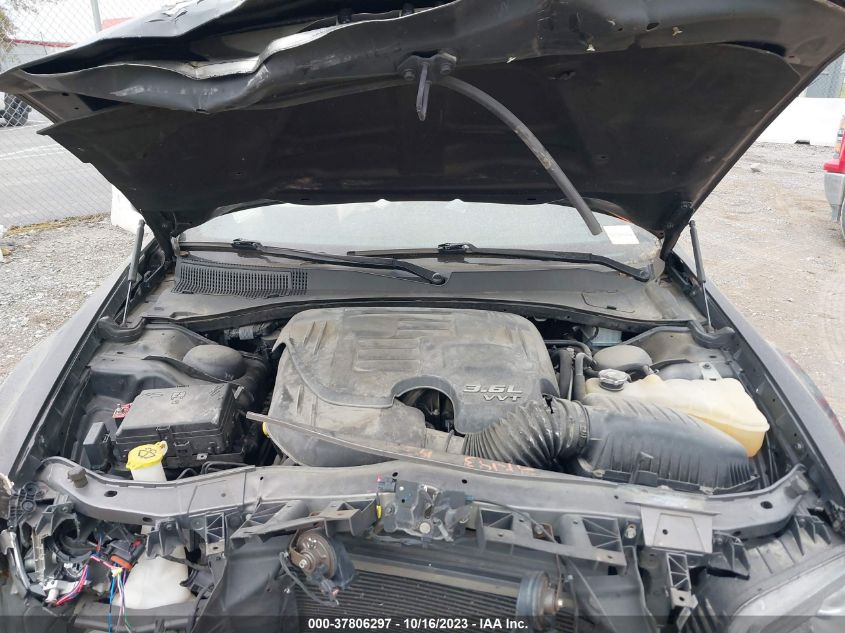 2018 CHRYSLER 300 - 2C3CCABG7JH254942