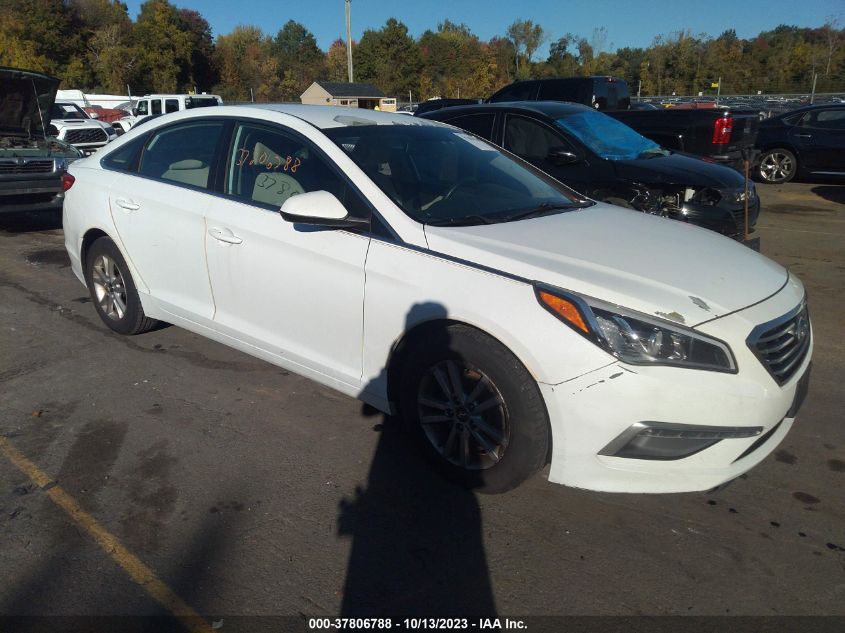 2015 HYUNDAI SONATA 2.4L SE - 5NPE24AF8FH203966