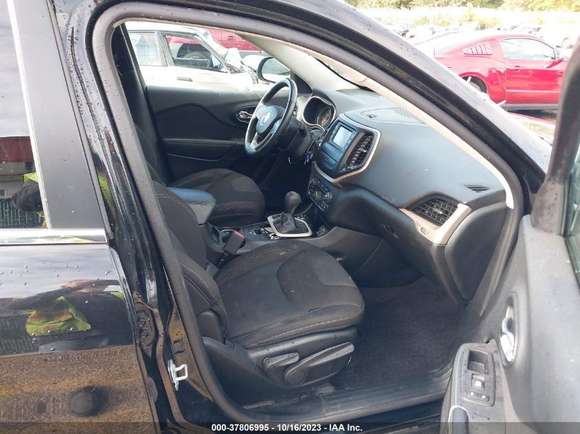 2017 JEEP CHEROKEE LATITUDE - 1C4PJMCB5HW546964
