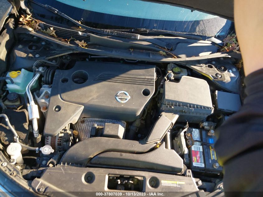 2015 NISSAN ALTIMA 2.5/S/SV/SL - 1N4AL3APOFN861379