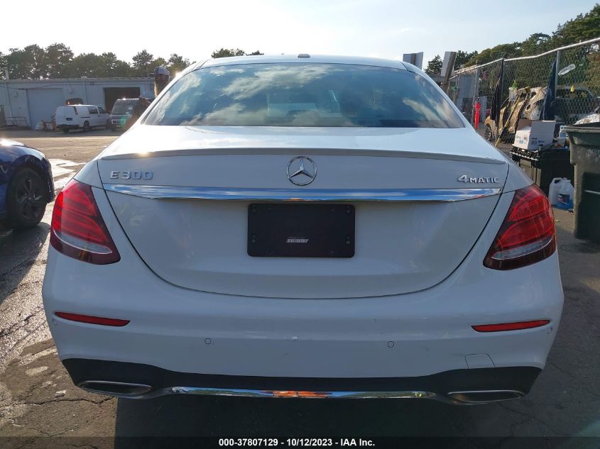 WDDZF4KB6HA133871 2017 MERCEDES-BENZ E-CLASS - Image 16