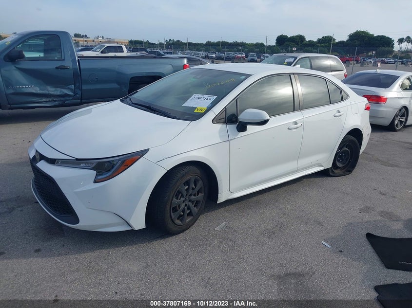 VIN JTDEPRAE5LJ045272 2020 TOYOTA COROLLA LE