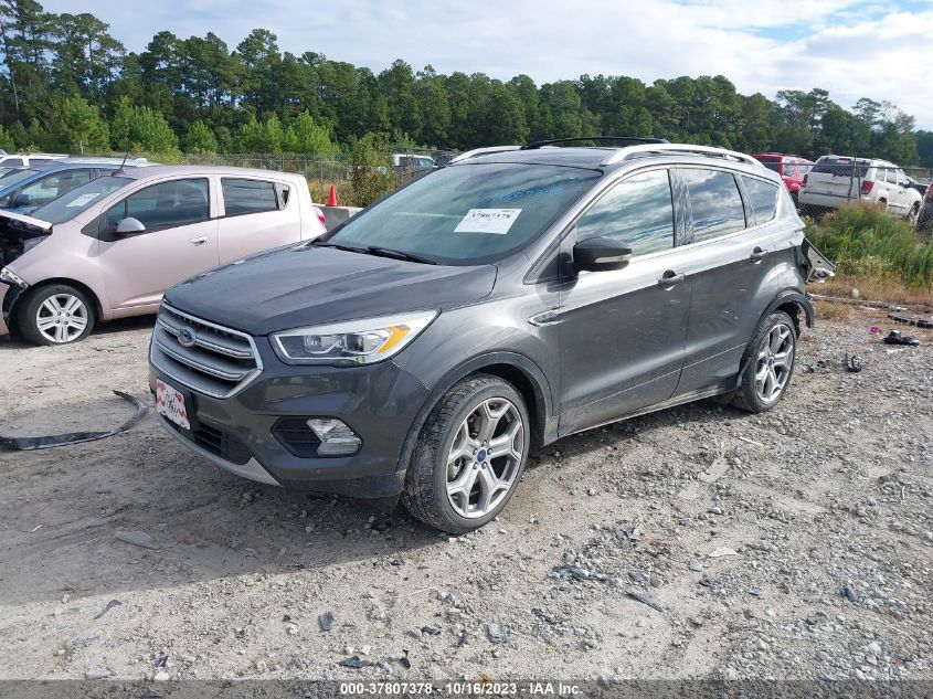 1FMCU9J96HUA31563 2017 FORD ESCAPE, photo no. 2