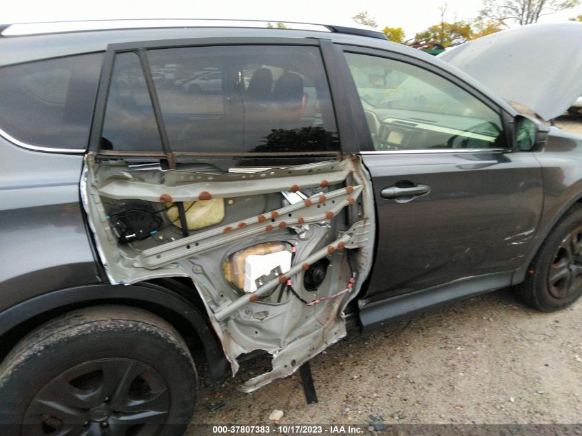 2015 TOYOTA RAV4 LE - JTMZFREV6FJ049026