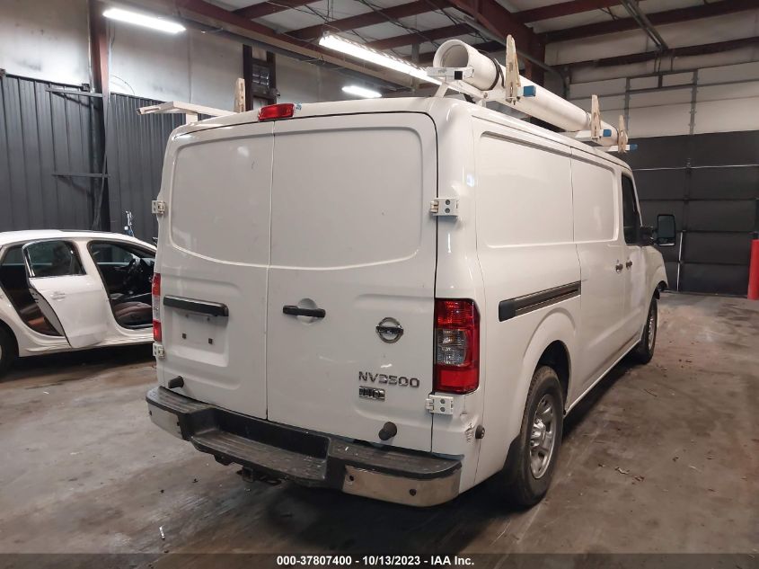 2013 NISSAN NV SV 1N6AF0KY6DN113219