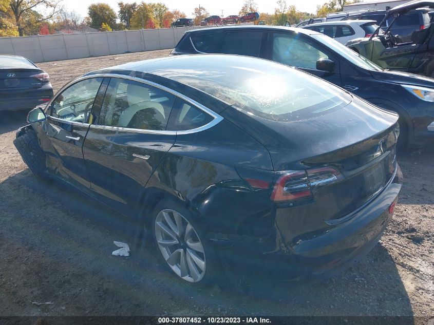 5YJ3E1EB0JF134962 | 2018 TESLA MODEL 3