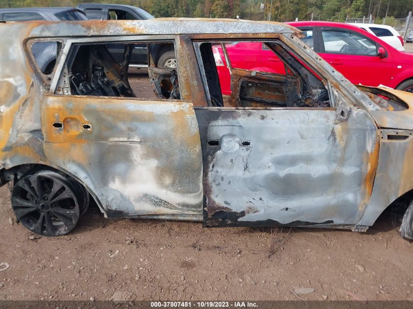 2016 KIA SOUL + - KNDJP3A54G7240097