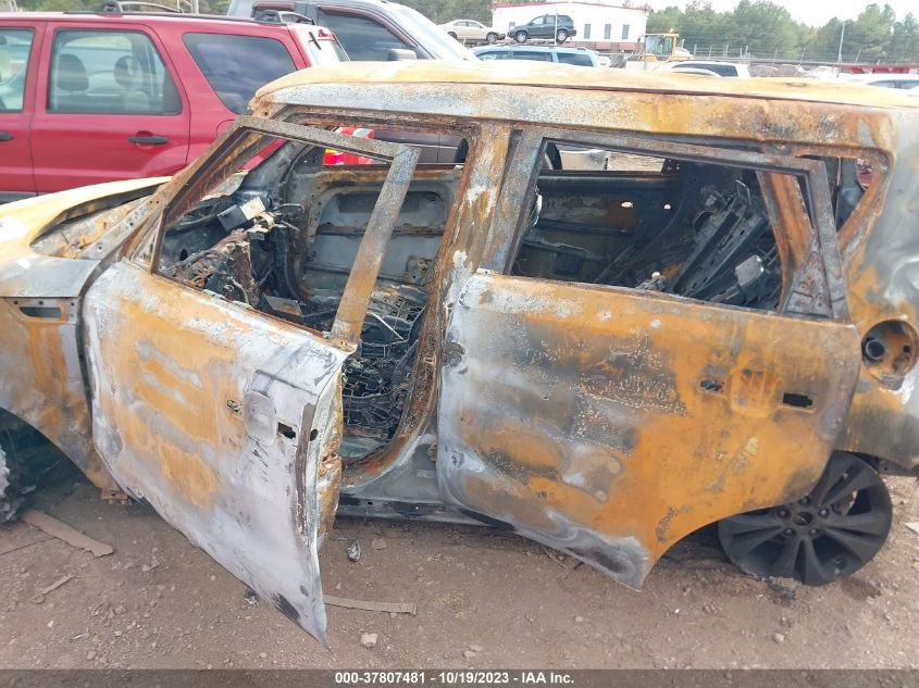 2016 KIA SOUL + - KNDJP3A54G7240097