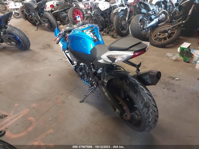 2021 SUZUKI GSX-R750 JS1GR7MA6M7100207