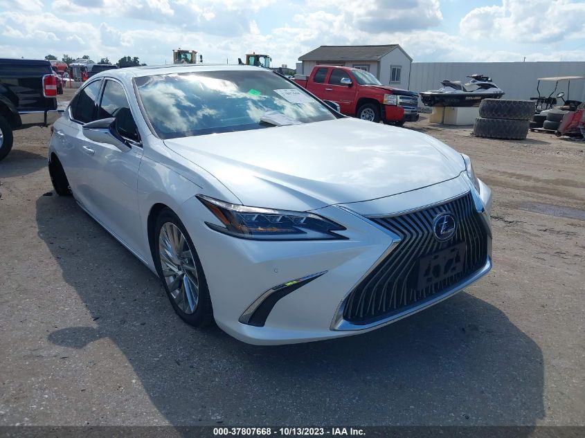 58AFA1C10MU003341 LEXUS ES 300H ULTRA LUXURY 2021