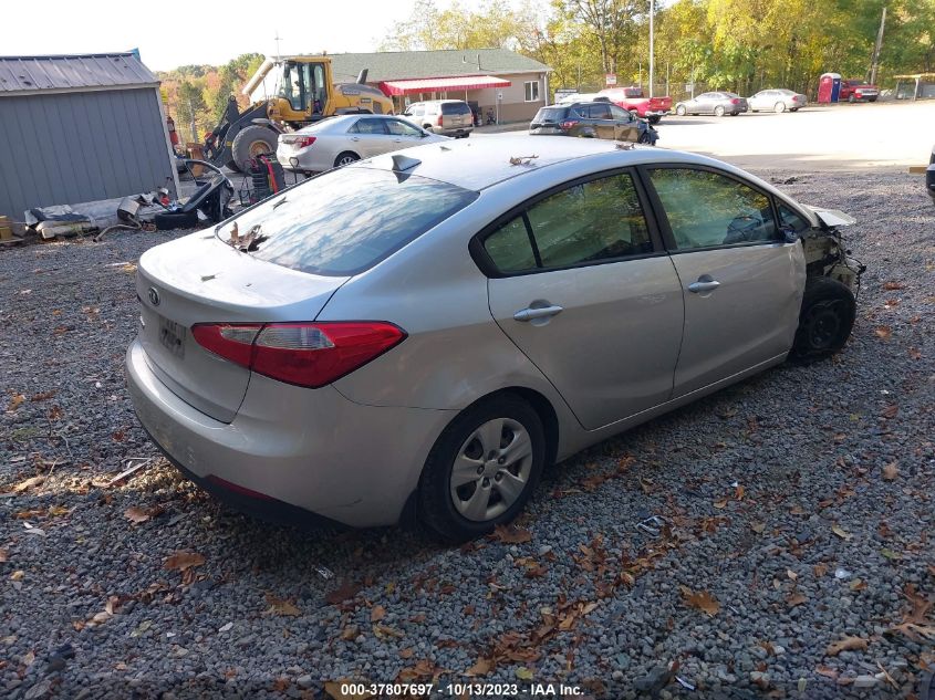 2016 KIA FORTE LX - KNAFK4A63G5612640