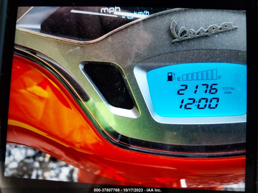 2021 VESPA PRIMAVERA/SPRINT 50 ZAPCA06B0M5102957
