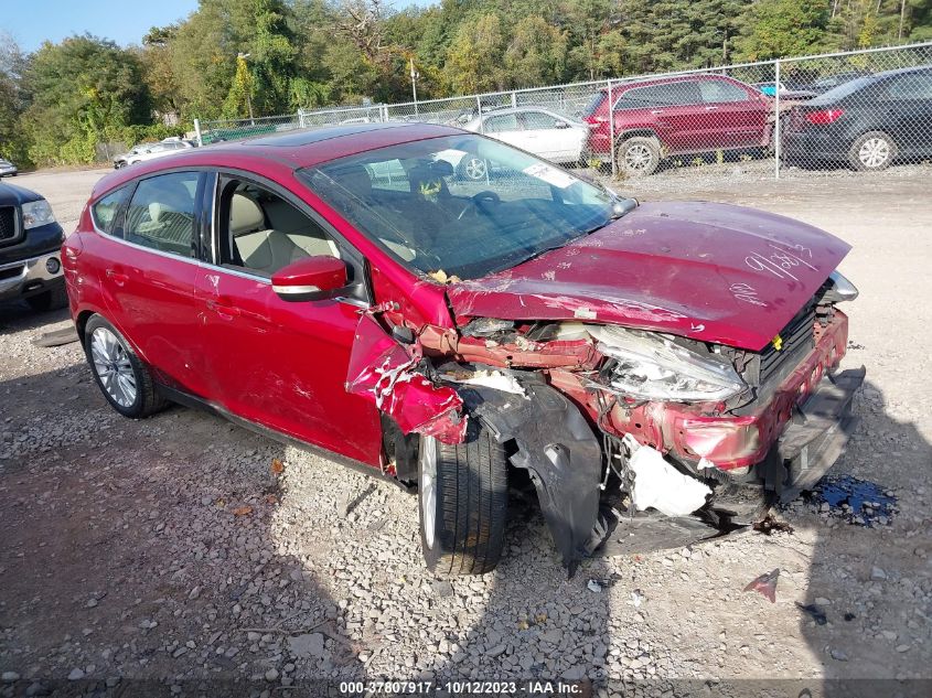 2015 FORD FOCUS TITANIUM - 1FADP3N20FL323616