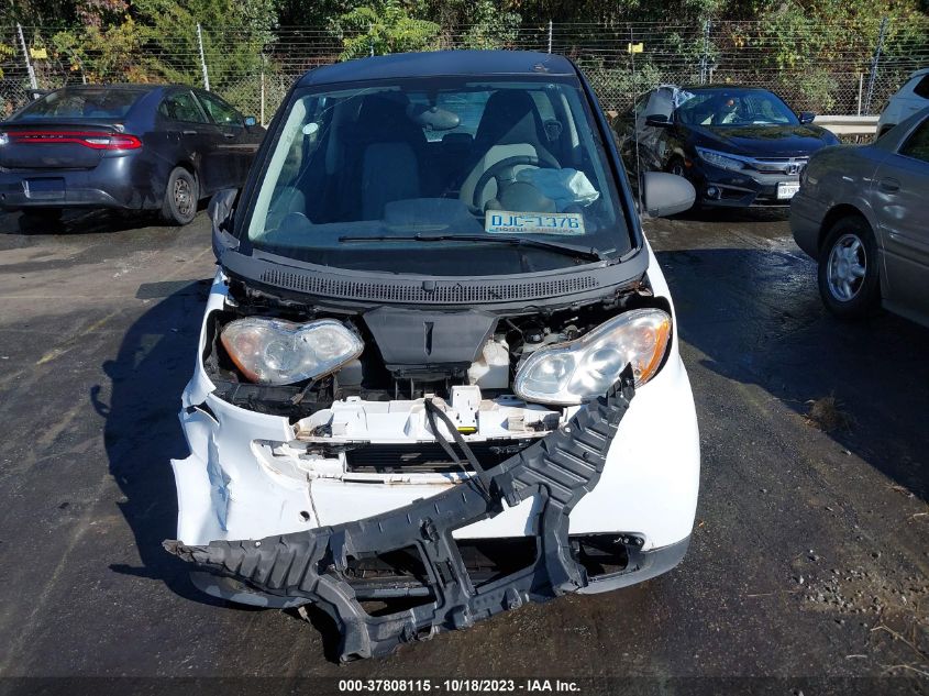2015 SMART FORTWO PASSION/PURE WMEEJ3BA0FK819678
