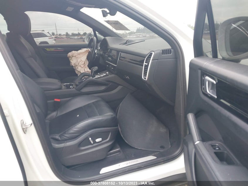 VIN WP1AA2AY9KDA05239 2019 PORSCHE CAYENNE