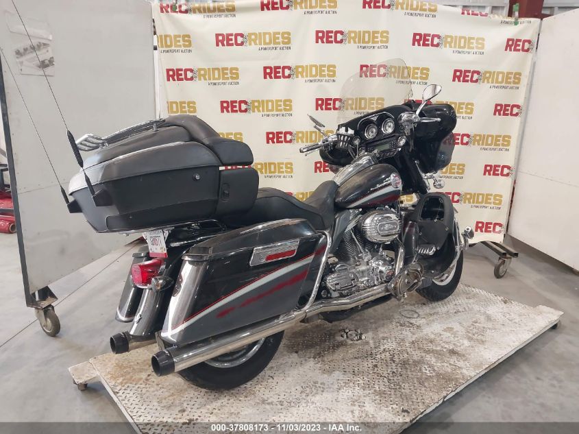 2006 HARLEY-DAVIDSON FLHTCUSE - 1HD1PRE176Y953092
