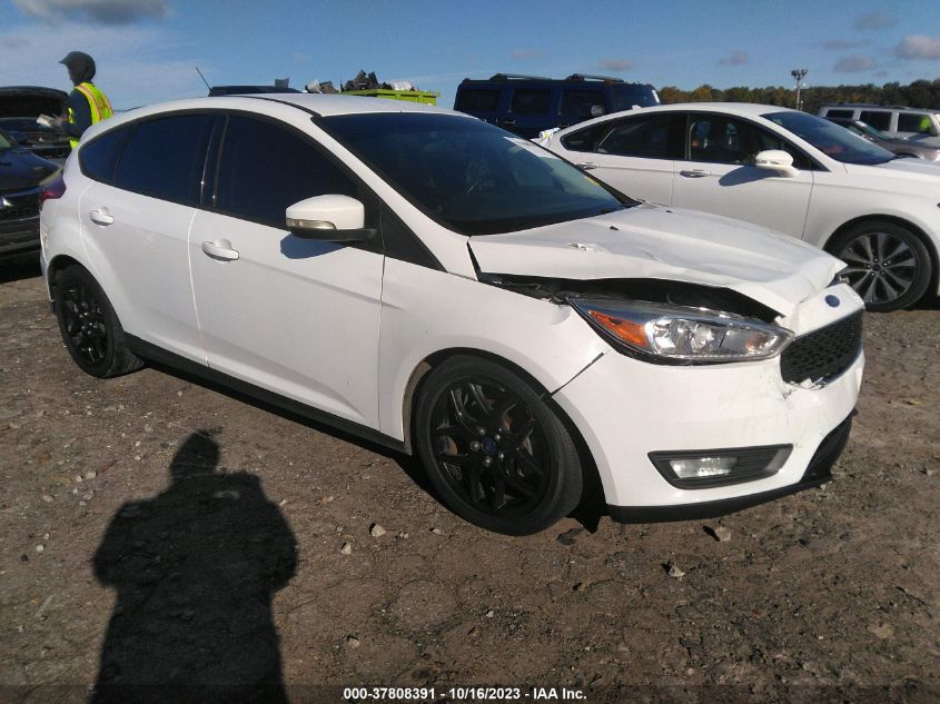 2016 FORD FOCUS SE - 1FADP3K26GL249835