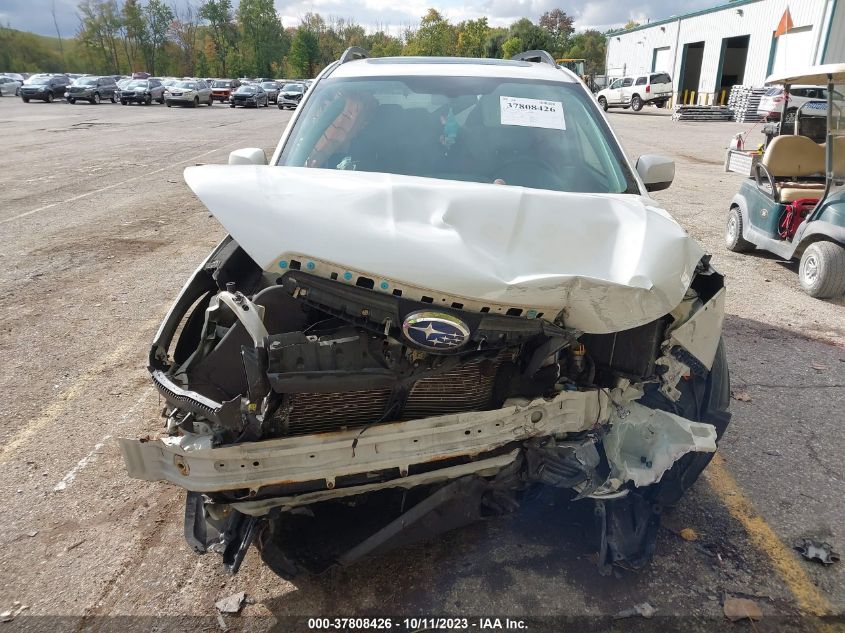 2016 SUBARU FORESTER 2.5I PREMIUM - JF2SJADC2GH511402