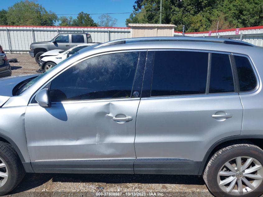 2017 VOLKSWAGEN TIGUAN WOLFSBURG EDITION - WVGSV7AX0HK006259