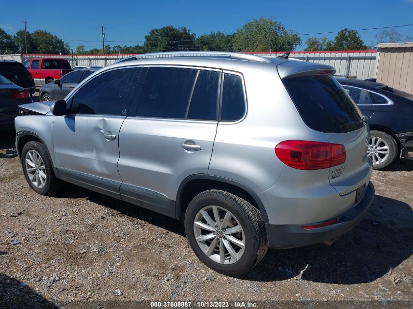 2017 VOLKSWAGEN TIGUAN WOLFSBURG EDITION - WVGSV7AX0HK006259