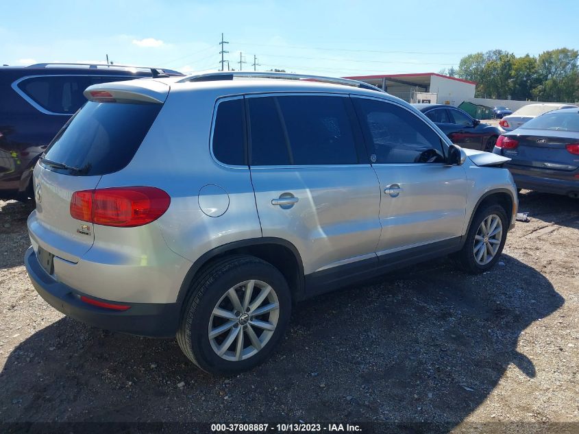 2017 VOLKSWAGEN TIGUAN WOLFSBURG EDITION - WVGSV7AX0HK006259