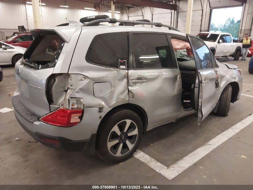 VIN JF2SJAECXJG541050 2018 SUBARU FORESTER PREMIUM