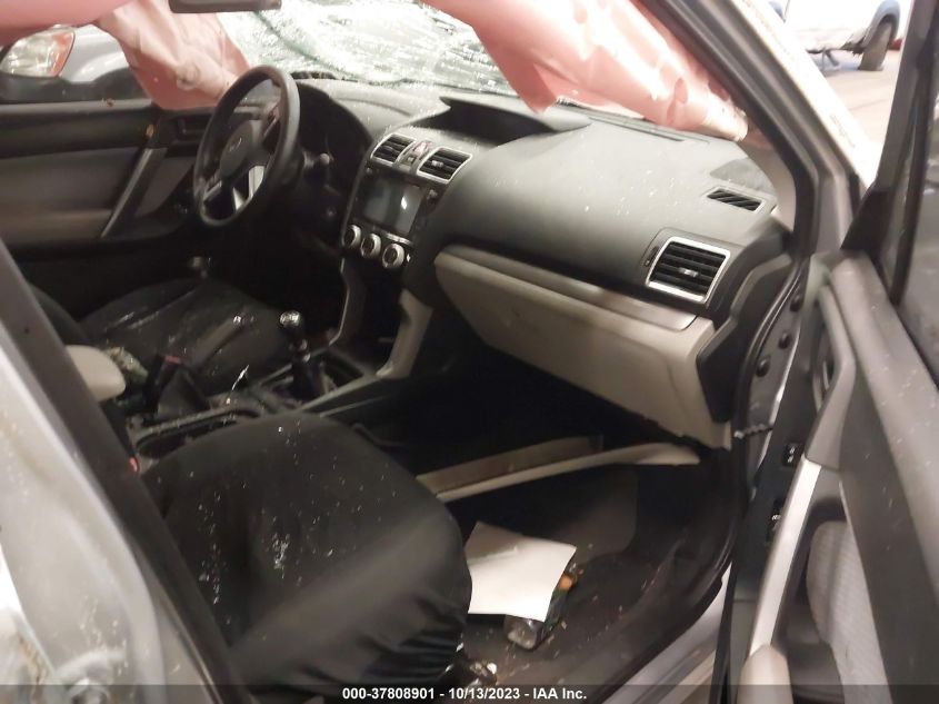 VIN JF2SJAECXJG541050 2018 SUBARU FORESTER PREMIUM