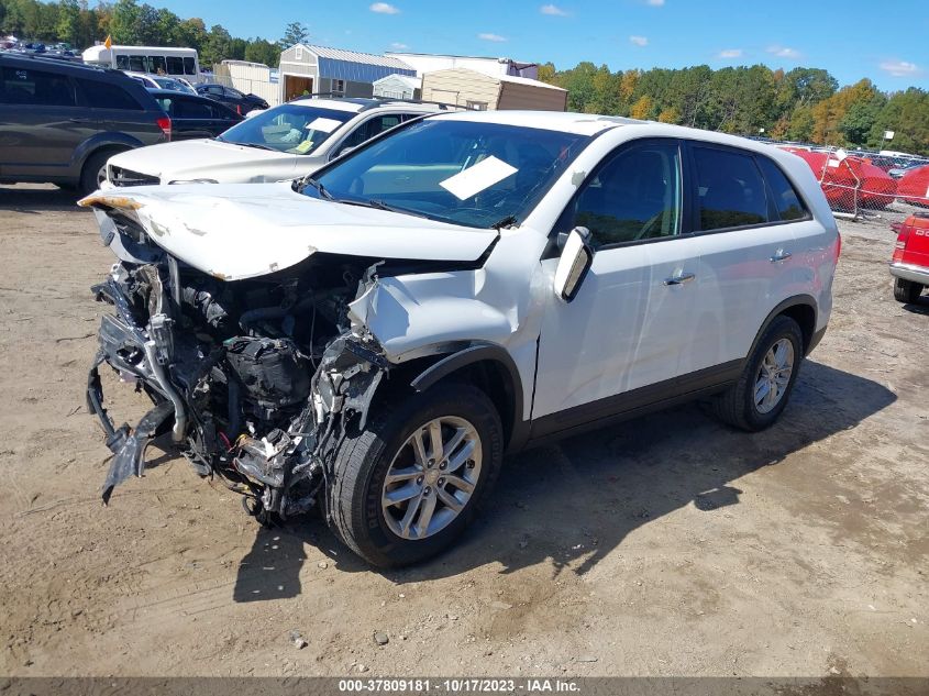 2015 KIA SORENTO LX - 5XYKT3A65FG552455