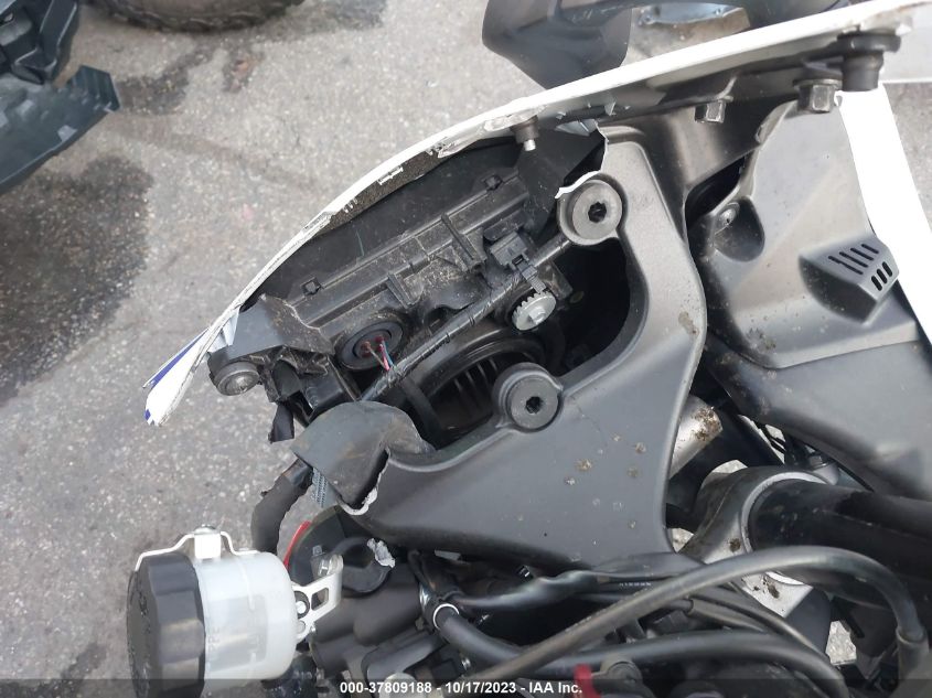2018 SUZUKI GSX-R1000 - JS1DM11F7J2100076