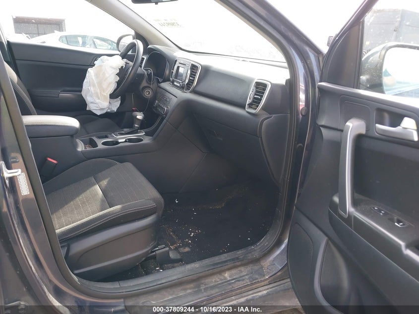 VIN KNDPMCACXJ7332291 2018 KIA SPORTAGE LX