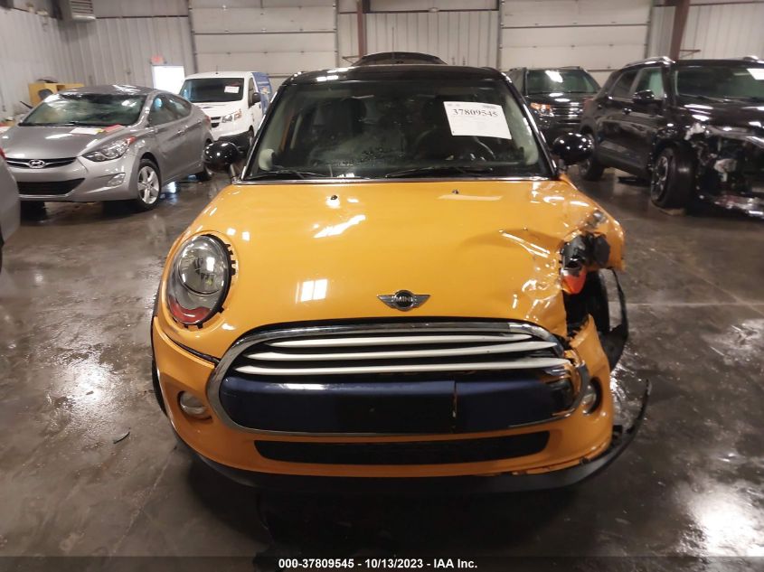 2015 MINI COOPER HARDTOP 4 DOOR - WMWXS5C55FT832841