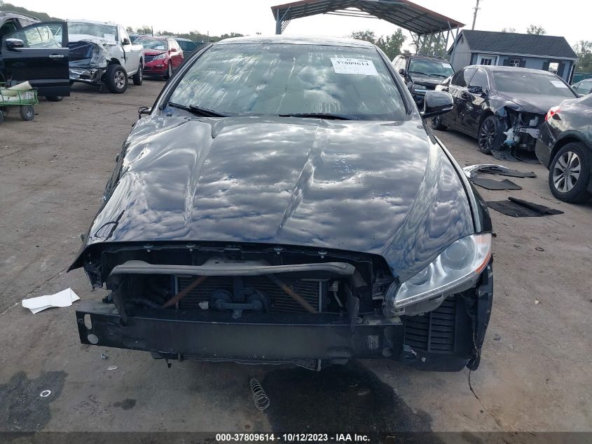2013 JAGUAR XJ - SAJWA1C76D8V44839