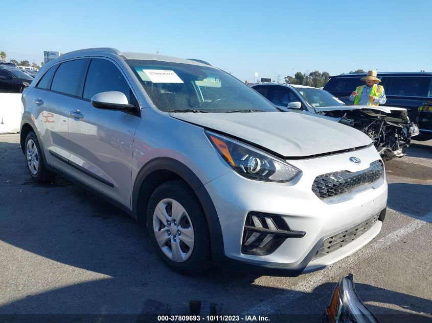 KNDCB3LC3L5375385 Kia Niro LXS