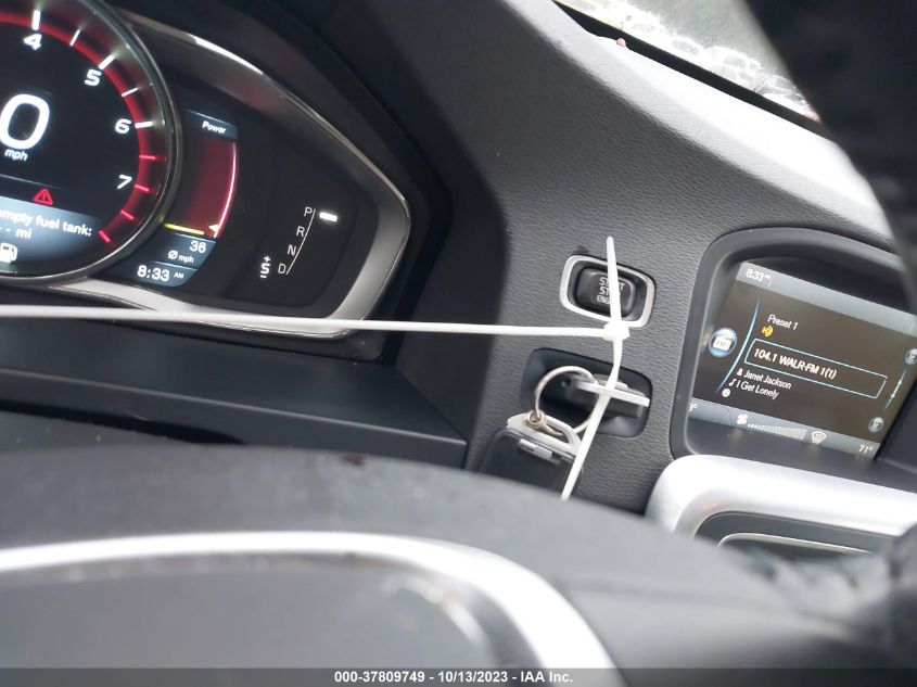 2014 VOLVO S60 T5 - YV1612FS9E2272399