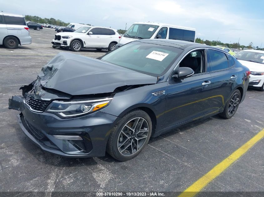 2020 KIA OPTIMA SE - 5XXGT4L3XLG435095