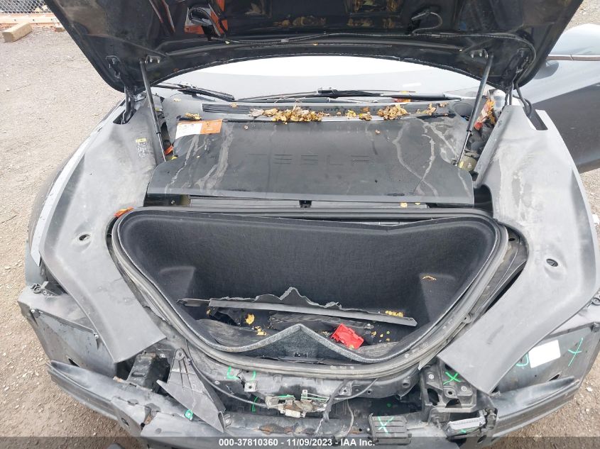 2018 TESLA MODEL S 75D/100D/P100D - 5YJSA1E26JF278524