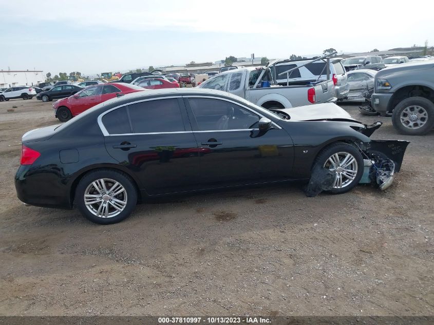 2015 INFINITI Q40 JN1CV6AP2FM501795