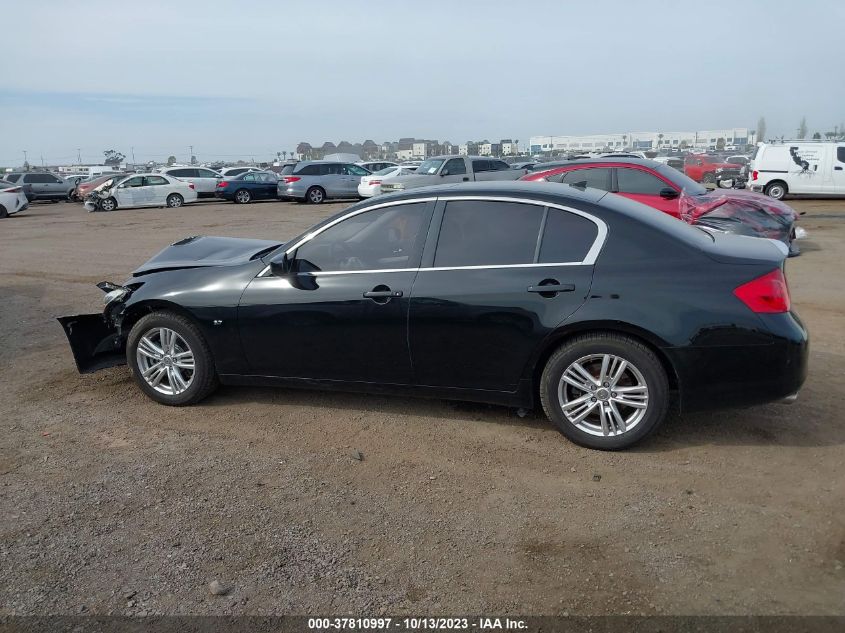 2015 INFINITI Q40 JN1CV6AP2FM501795