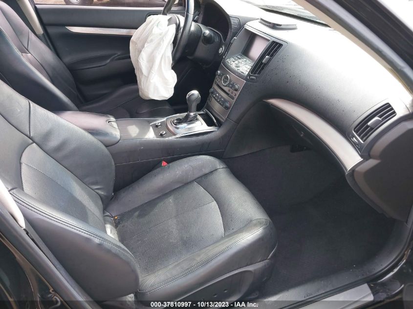 2015 INFINITI Q40 JN1CV6AP2FM501795