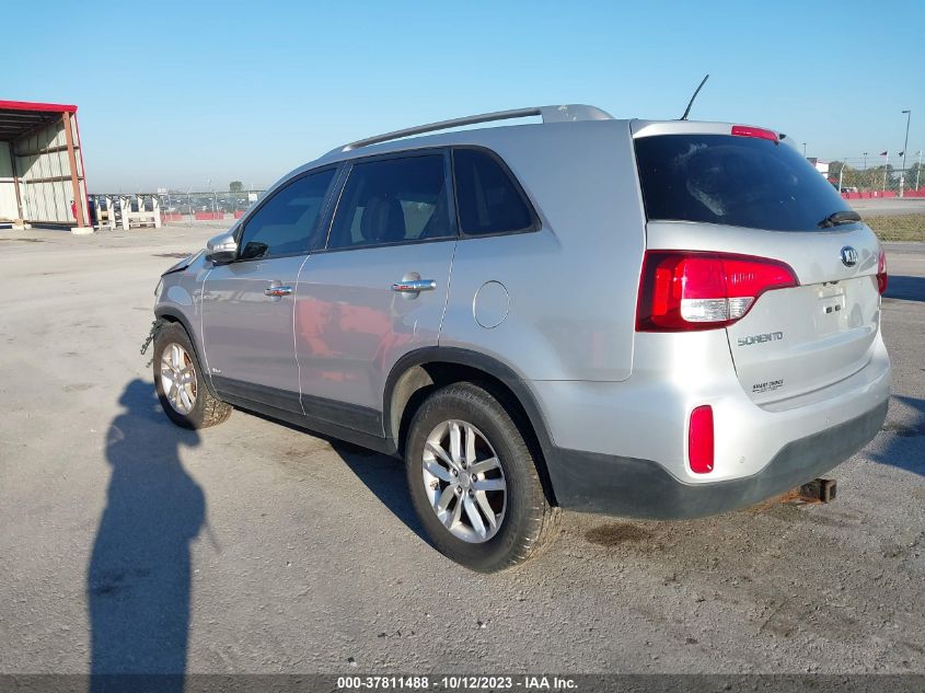 2015 KIA SORENTO LX - 5XYKTCA6XFG550619