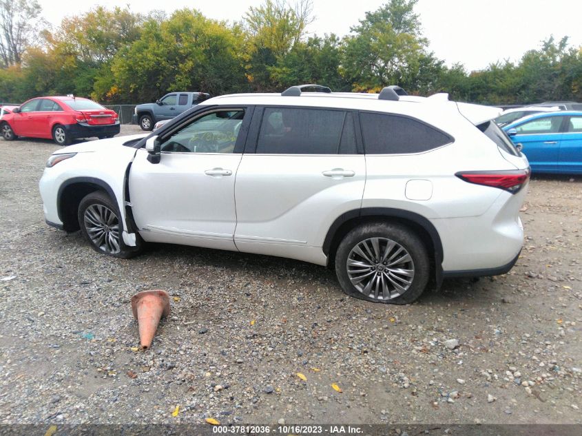 2022 TOYOTA HIGHLANDER HYBRID PLATINUM - 5TDEBRCH9NS074799